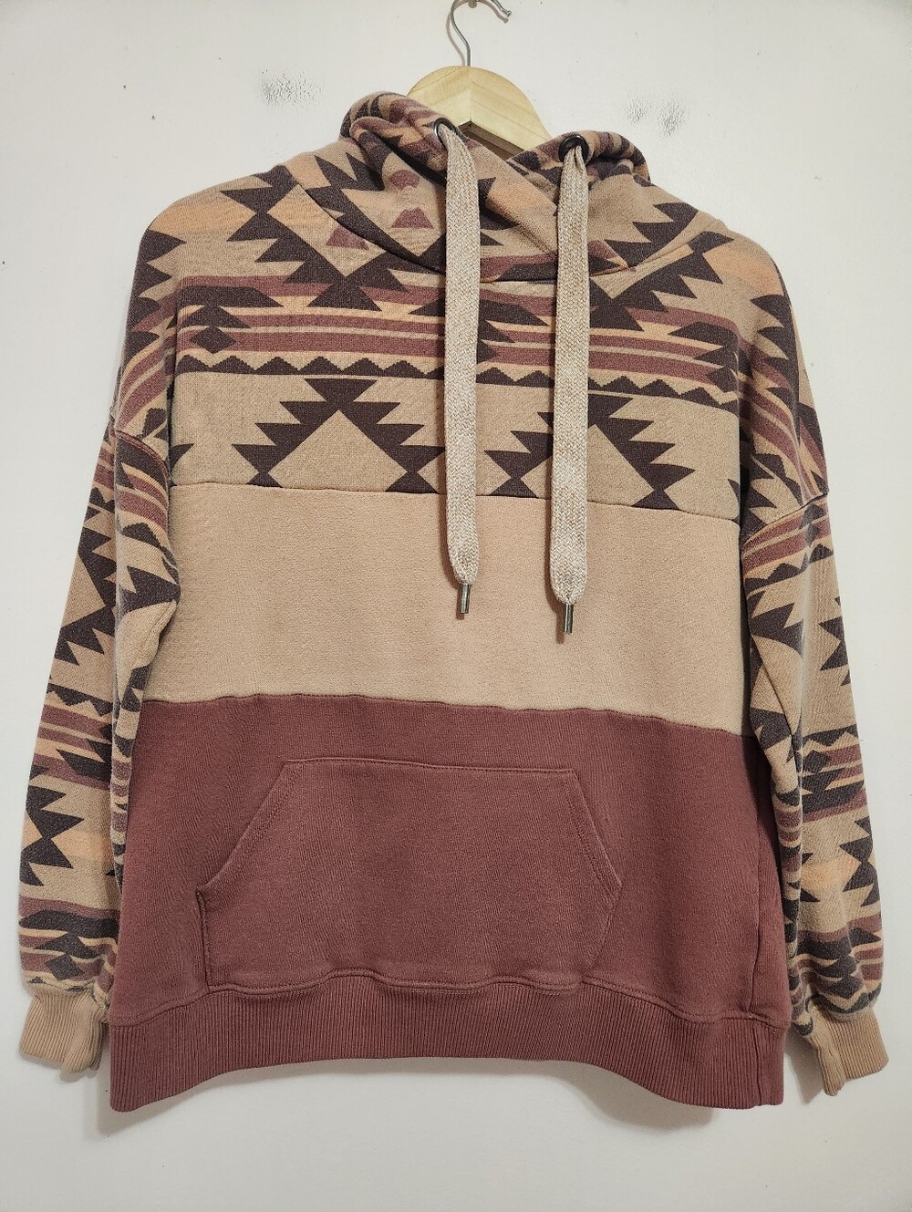 BKE Buckle Southwestern Aztec Print Colorblock Cowl Neck Hoodie Western Rodeo M